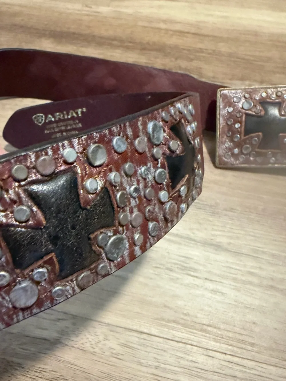 Ariat Full Grain Leather Western Belt w/ Inlay Cross & Stud Size M 33”-36”